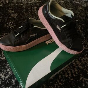 Puma Black /Pink Sneakers Size 8